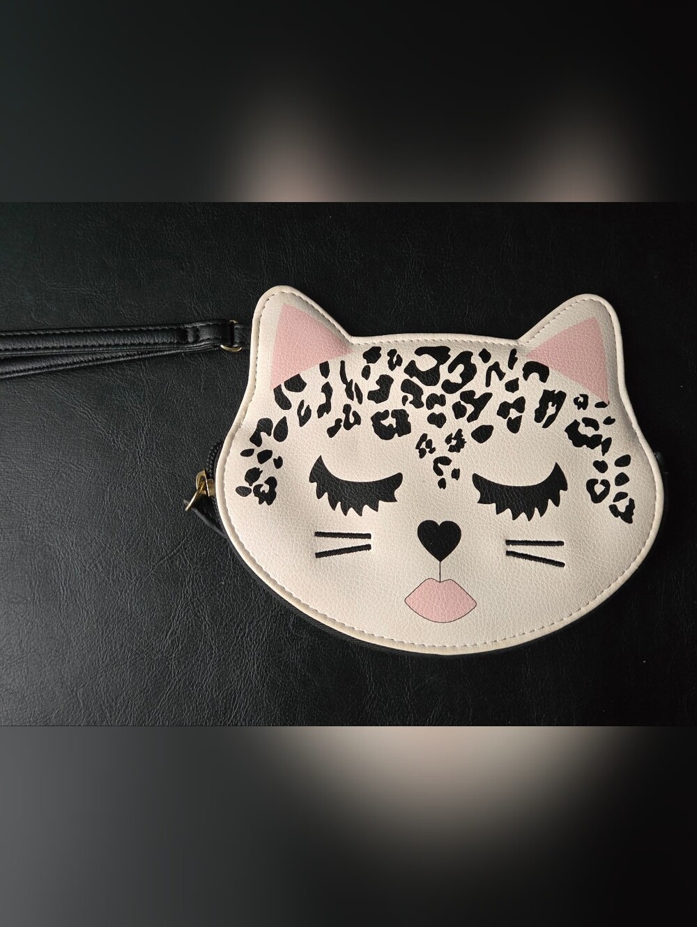 Luv Betsey by Betsey Johnson White Leopard Cat Face Wristlet Coin Purse